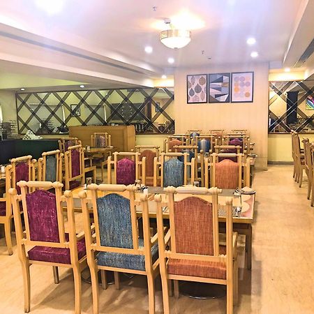 Hotel Raj Park- Hill View Tirupati Esterno foto