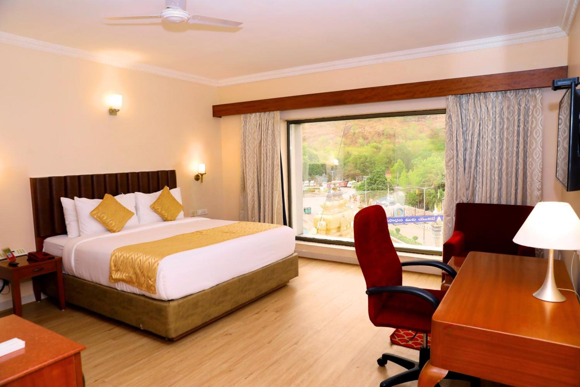 Hotel Raj Park- Hill View Tirupati Esterno foto